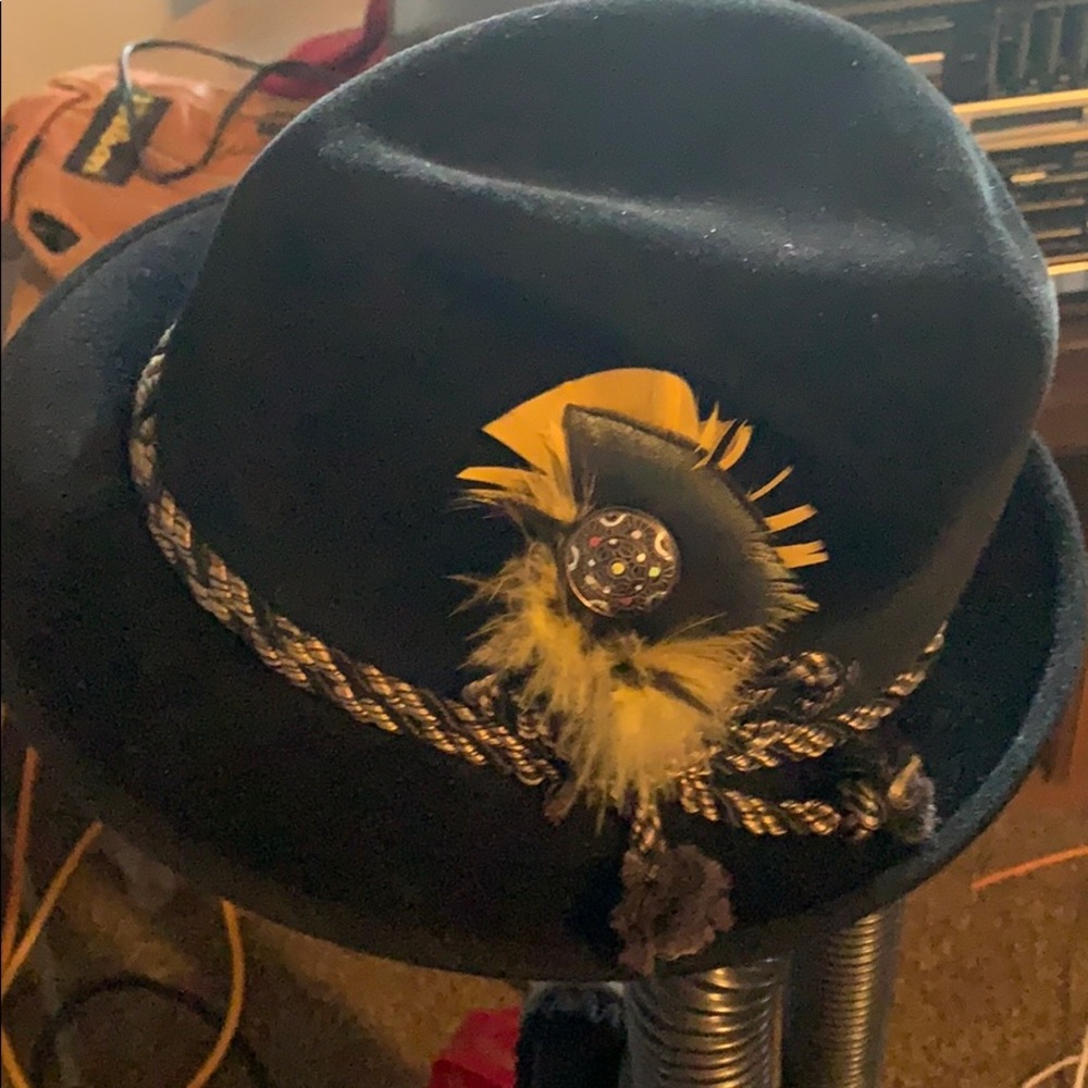 Eddie Hat